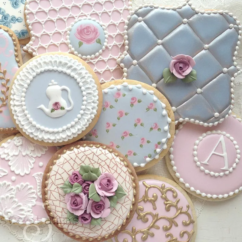 Biscuits décorés à la glace royale