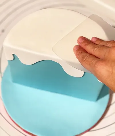Cartoon Cake Coulure neige