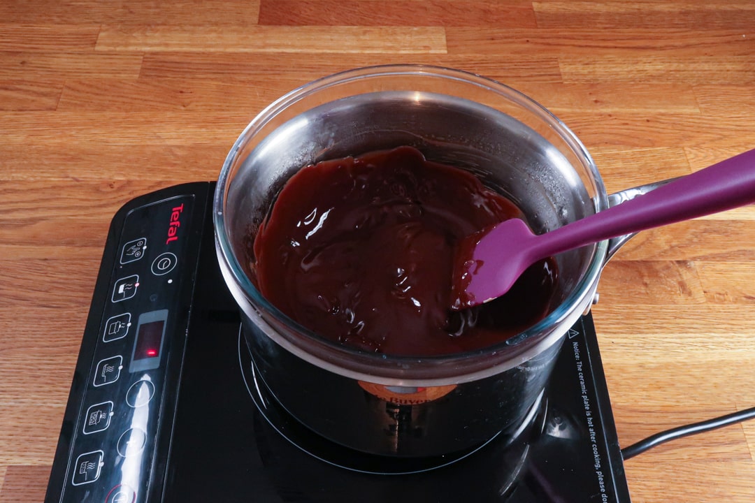 Coeur coulant chocolat - Continuer toujours en mélangeant