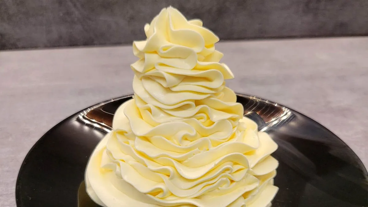 Crème au Beurre Russe