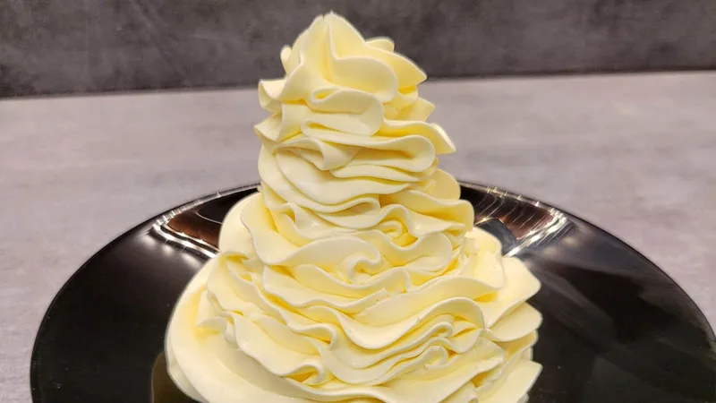 Crème au Beurre Russe