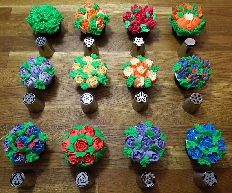 Magique ! Les Douilles Russes pour des fleurs raffinées en un seul mouvement ! 9