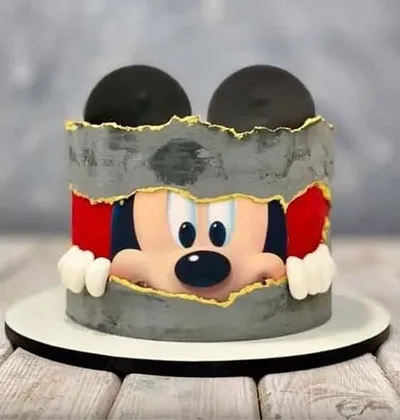 Fault Line Cake Mickey