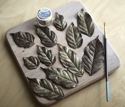 Feuille en chocolat