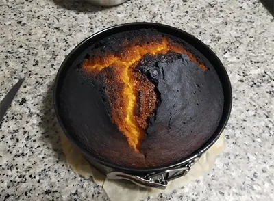 Gâteau raté brulé