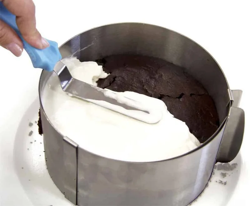 Les outils pour la conception de gâteaux de Cake Design 13