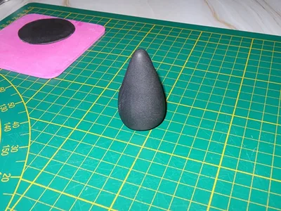 modeler un chapeau de sorcière