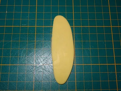 modeler un chapeau de sorcière