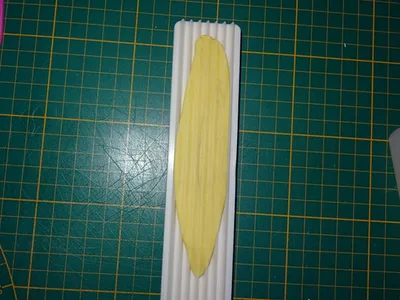 modeler un chapeau de sorcière