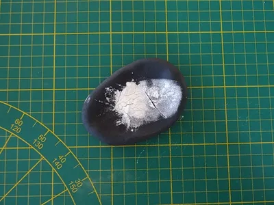 modeler un chapeau de sorcière