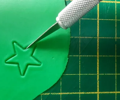 Modeler une citrouille - étoile au cuter