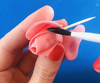 Modeler une rose