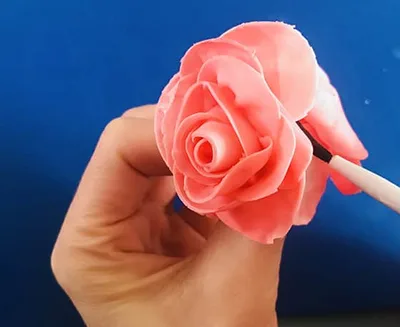 Modeler une rose