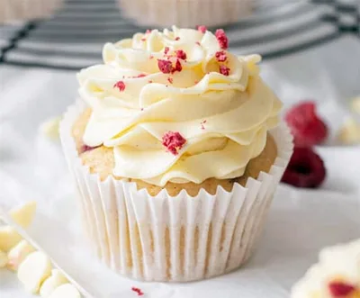 Muffin framboise avec ganache montée chocolat blanc