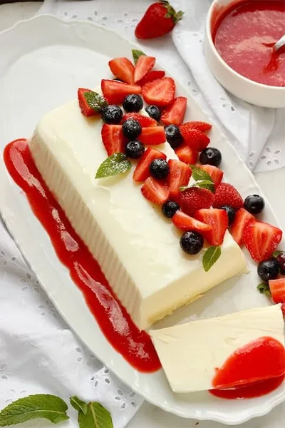 Panna Cotta en gâteau tranché