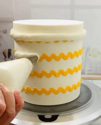 Ribbon Pull Cake Rick Rack