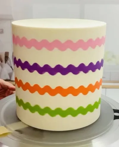 Ribbon Pull Cake Rick Rack