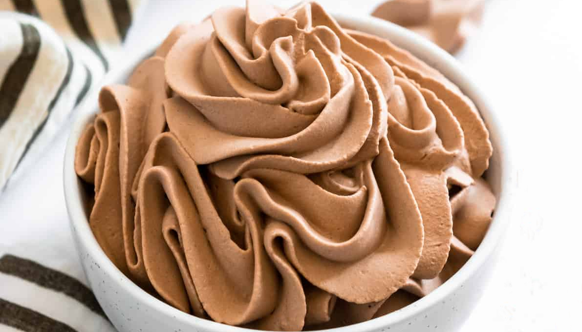 4.03 La crème Namelaka montée au chocolat au lait