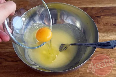 Ajouter l'oeuf