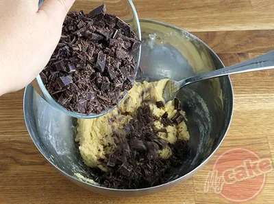Ajouter les pépites de chocolat