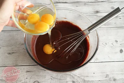 Ajouter les oeufs
