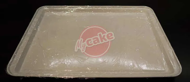 Recouvrez votre plaque de film alimentaire