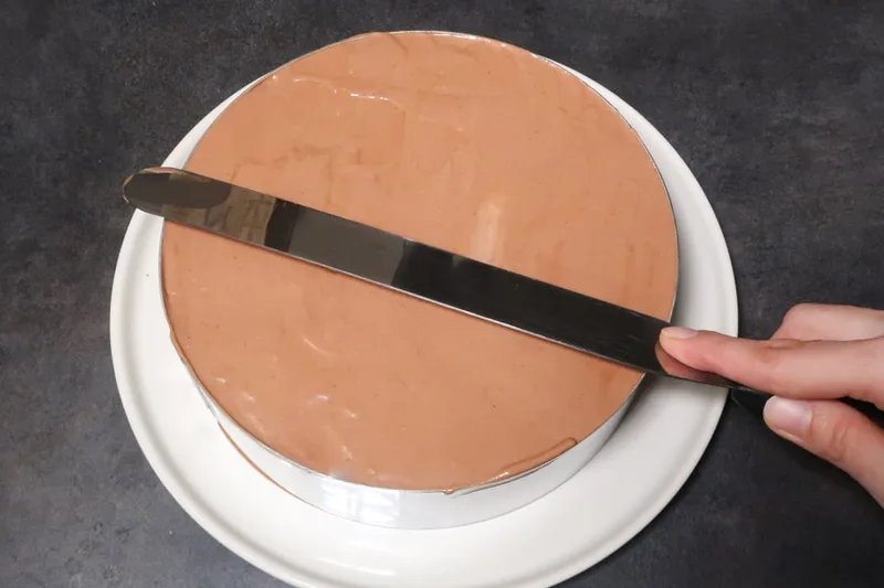 Lisser la mousse au chocolat